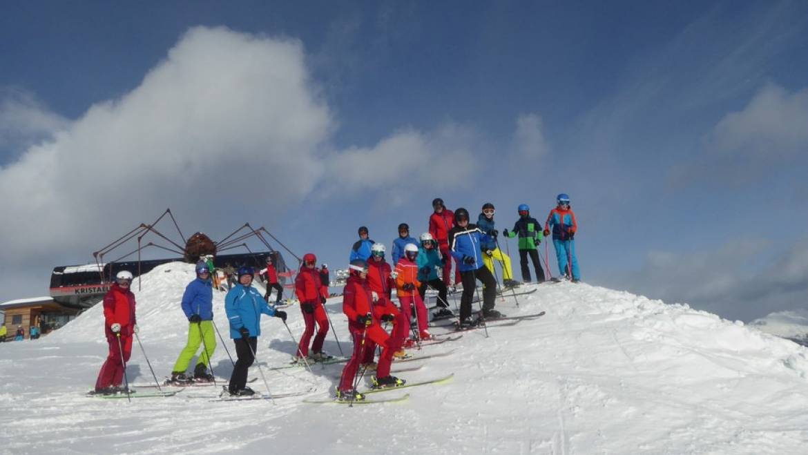 Tagesskifahrt mit „Gratis-Verköstigung“