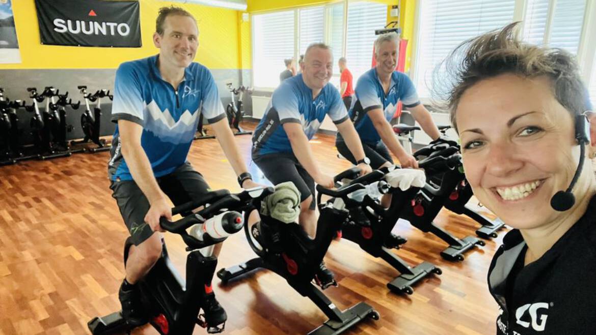 Drei neue Indoorcycling – Instruktoren
